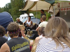 1280px-Emmabodafestivalen_husvagnscampingen_2006